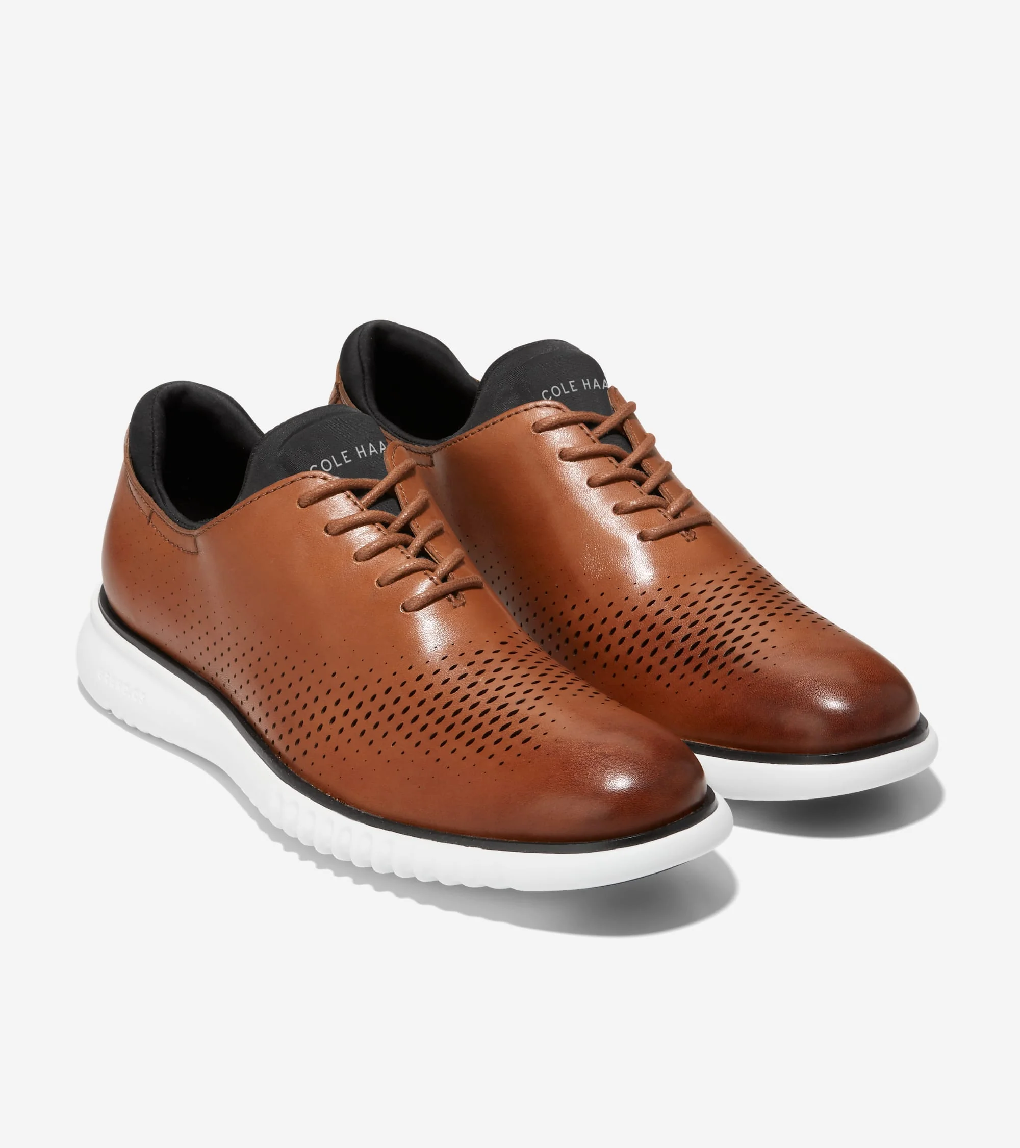 Men's 2.ZERØGRAND Laser Wingtip Oxfords - Image 5